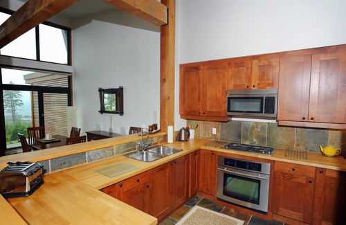 Ucluelet Condominio | Pacific Rim Retreat