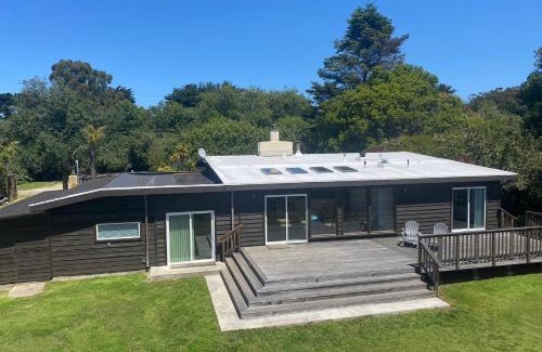 Inglenook Casa | Pacific Sands Vacation Home
