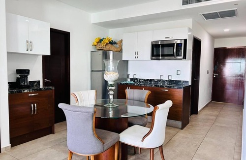 Marina Mazatlán Apartamento | Pacifika Marina Mazatlan by Partnerhost