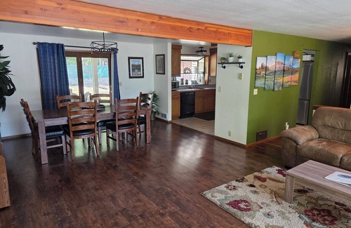 Packwood Casa | Mountain House Summar