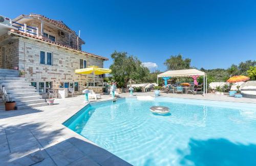 Gaios Apartamento | Paco's Resort Luxury Villa 18