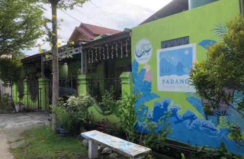 Padang Casa | Padang Homestay