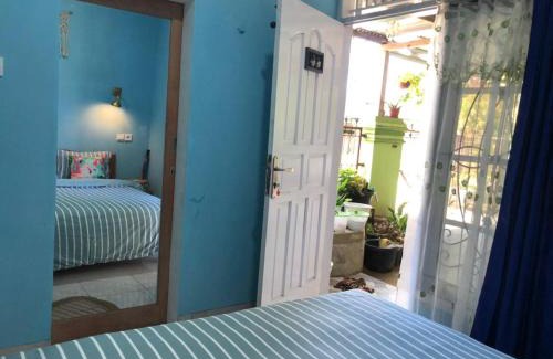 Padang Casa | Padang Homestay