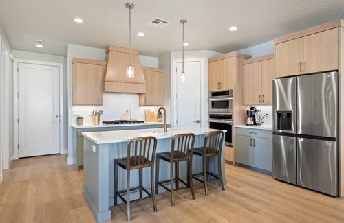 St. George Casa | Paddle and Play: Desert Color Lagoon + Beaches