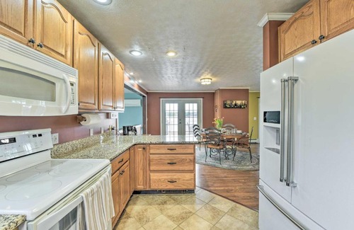 Lunenburg Casa | Paddlers Paradise on Hickory Hills Lake!