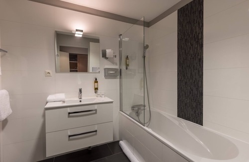 Vannes Hotel | Padja Hotel & Spa, Vannes