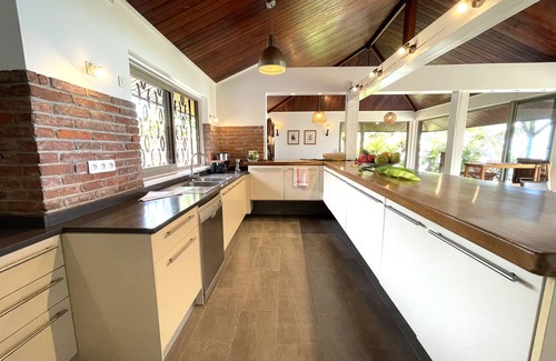 Punaauia Casa | Pae Miti Beach house - white sand beach - Tahiti - 7 people