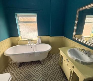 Cannock Casa | Paget Cottage