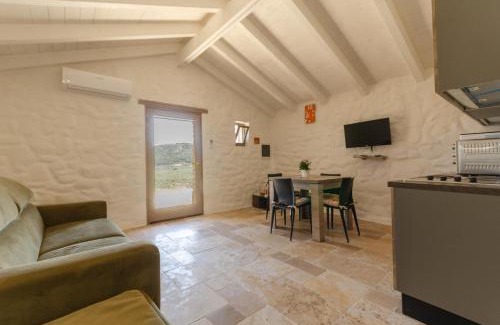 Mattinata Casa | Pagliaio Tipico nello Junno