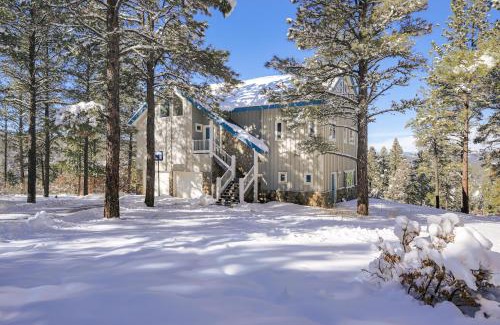 Pagosa Springs Casa | Pagosa Springs Family Retreat with Game Room and Views