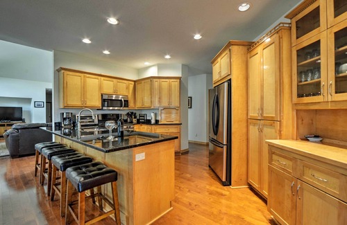 Twin Creek Village Casa | ¡NUEVO! Pagosa Springs Home w / Patio, parrilla y jacuzzi!
