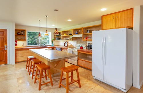 Paia Casa | Paia Family Cottage - ¡Camina a la playa y al pueblo de Paia!