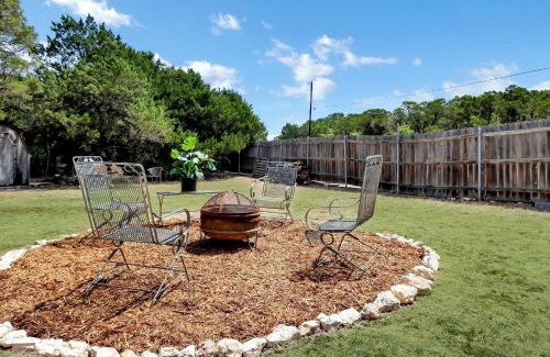 New Braunfels Casa | Painted Paradise Main House