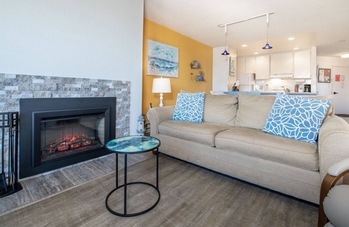 Pajaro Dunes Condominio | Pajaro Dunes Resort: On the Beach Vacation Getaway, Just Steps to the Sand