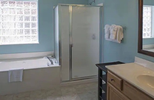 Branson Villa | Palace View by Spinnaker, beautiful 1 bedroom!