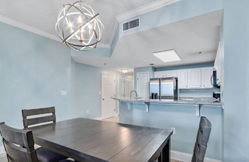 Ono Island Condominio | Palacio 903 | Luxury Beachfront 2BR w/ Pool + Hot Tub | Stunning Views