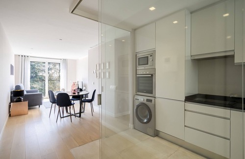 Moncloa-Aravaca Apartamento | PALACIO REAL - MADRID, 2HH, 2 BAÑOS, 6 PAX