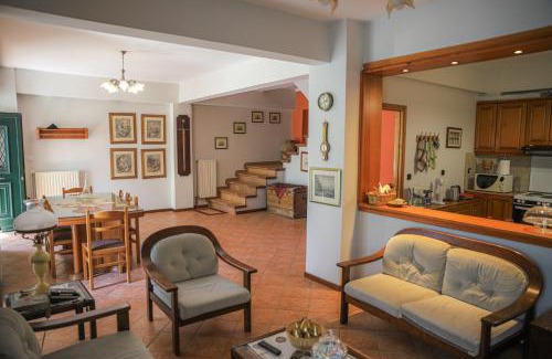 Paleros Casa | Palairos historic property