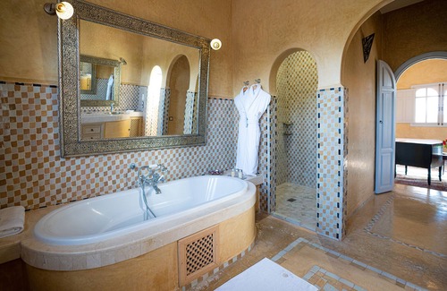 Sidi Bou Amar Hotel | Palais Alcazar