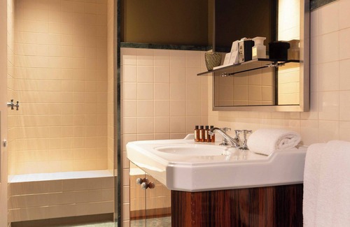 Quartier des Invalides Apartamento | Palais Bourbon Hotel - Room 14 - 2P - Invalides