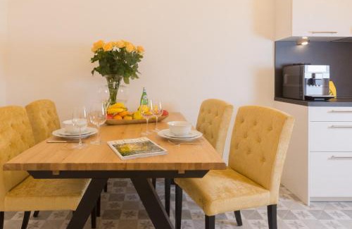 Klagenfurt am Woerthersee Apartamento | Palais Gutenberg l´atelier