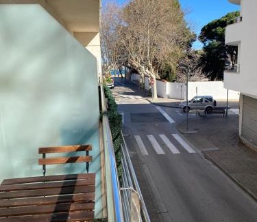Llanca Apartamento | Palandriu