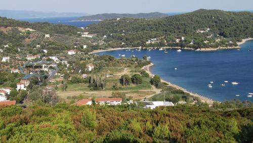 Agia Paraskevi Apartamento | Palatino Studios
