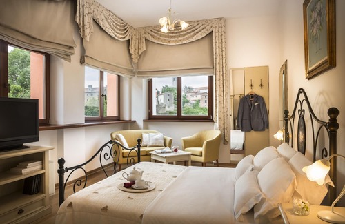 Oprtalj Cama Y Desayuno | Palazzo Angelica Adults Only