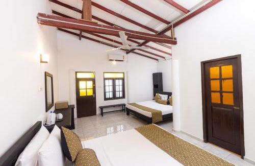 Hikkaduwa Hotel | Palazzo Beach Hotel