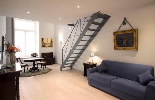 Naples City Centre Apartamento | Palazzo d'Auria ApartHotel