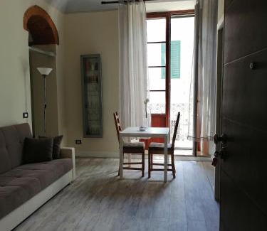 Prato Apartamento | Palazzo Guasti Appartamento Il balcone