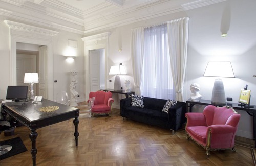 Campo di Marte Casa | Palazzo Lombardo