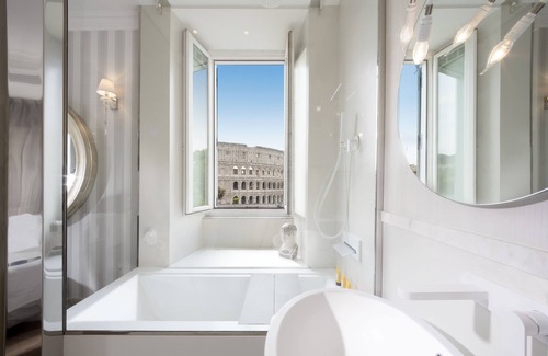 Monti Hotel | Palazzo Manfredi – Small Luxury Hotels of the World