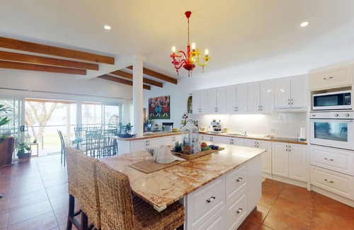 Brisbane Waterfront Casa | PALAZZO ON THE BEACH