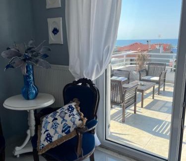 Neoi Epivates Apartamento | palazzo PADINI alla costa