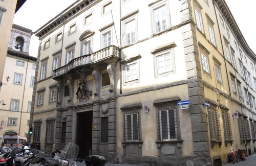 Lucca Historical Center Casa | Palazzo Tucci Residenza d'Epoca