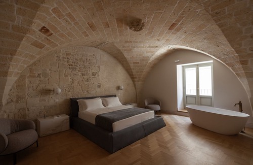 Lecce Historic Center Hotel | Palazzo Zimara Boutique Hotel