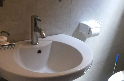 Gulu Hotel | Palema Crown Hotel