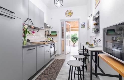 Corso dei Mille - Sant'Erasmo Apartamento | Palermo Charming Flat with Terraces x6