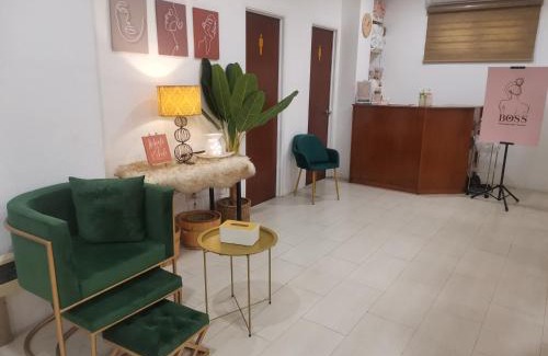 Angeles City Hotel | Palette in Angeles Pampanga near Clark International Airport Formerly Boss Hotel