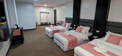 Angeles City Hotel | Palette in Angeles Pampanga near Clark International Airport Formerly Boss Hotel