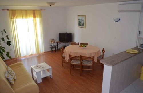 Palit Apartamento | Palit Apartment 2