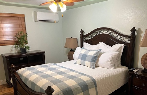 Marathon Complejo | Palm - 2 Bedroom/1 Bath Villa Sleeps 4 located at Safe Harbor Marathon