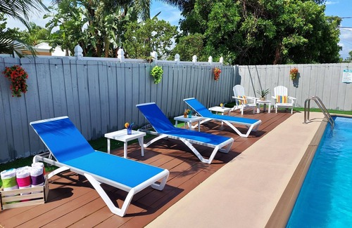 Palm Beach Gardens Casa | Palm Beach Gardens Paradise - HEATED POOL - 4 MILES TO THE BEACH