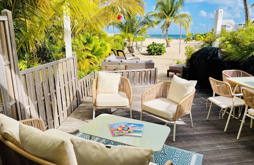 Nettle Bay Apartamento | Palm Beach House - Stunning 3 Bedrooms beachfront