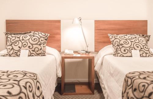 Pocitos Hotel | Palm Beach Plaza Hotel