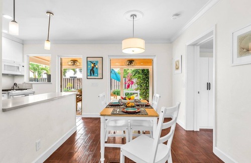 Southside Casa | Palm Beach Retreat w/ Pool + Outdoor Dining & BBQ