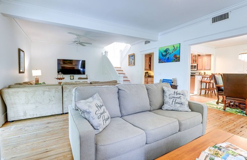 Palm City Casa | Palm City Home w/ Pool & Florida Room - Near Golf