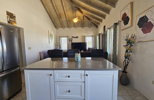 Dickenson Bay Casa | Palm Cottage, 5 mins to AUA