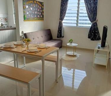 Seri Tanjung Pinang Apartamento | Palm Court